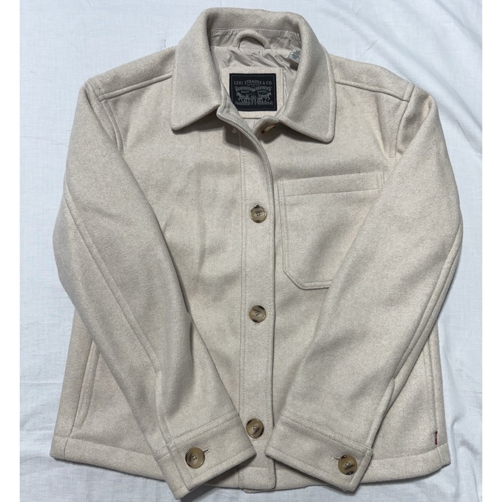 Levi's Women XS Oversized Fleece Utility Shacket Jacket Cream Beige Quilted